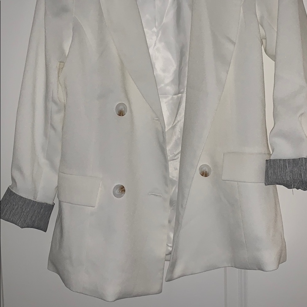 White blazer Bundle and save* - Picture 2 of 3
